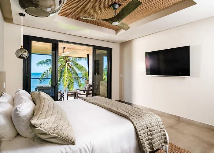 Villa Beachfront Villa, Private Pool & Daily Breakfast Potrero (Guanacaste)