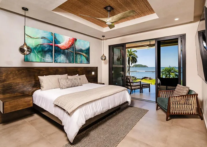 Villa Beachfront Villa, Private Pool & Daily Breakfast Potrero (Guanacaste)