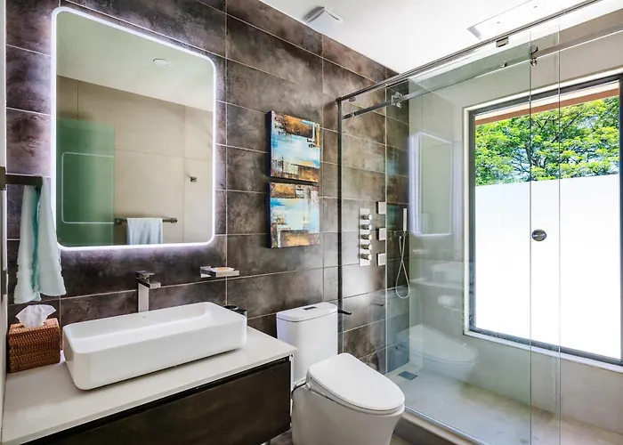 Villa Beachfront Villa, Private Pool & Daily Breakfast