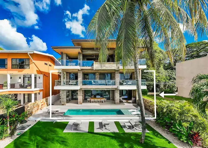 Villa Beachfront Villa, Private Pool & Daily Breakfast *